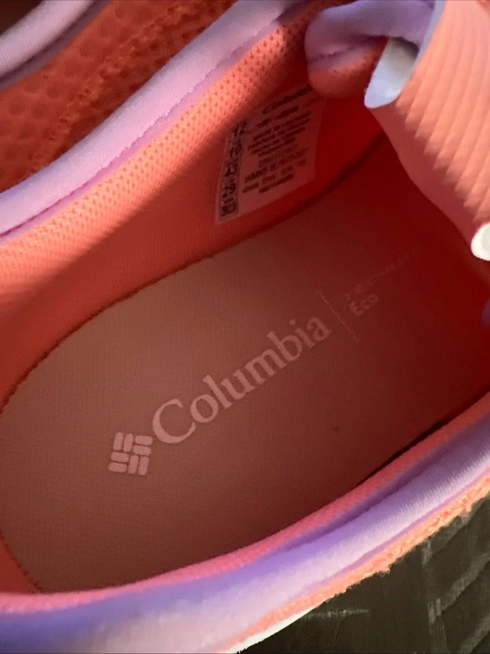 Columbia PFG Women’s Tiki Pink/Gulf Stream Sneakers Size 12. Brand New.